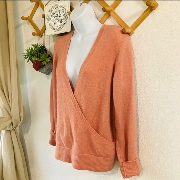 ⭐️🌟Madewell Front Wrap Pullover Sweater Womens Sz M Merino Wool Blend Pink - Picture 5 of 11